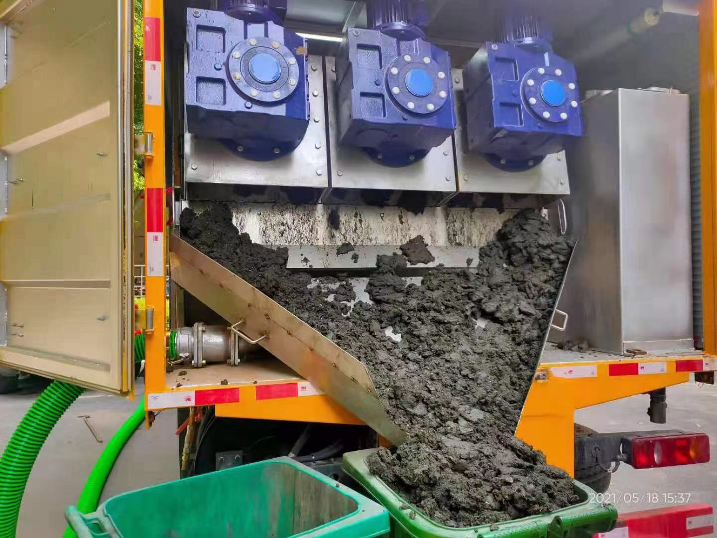 和庆镇化粪池清掏城市维护站-泥浆净化干湿分离处理